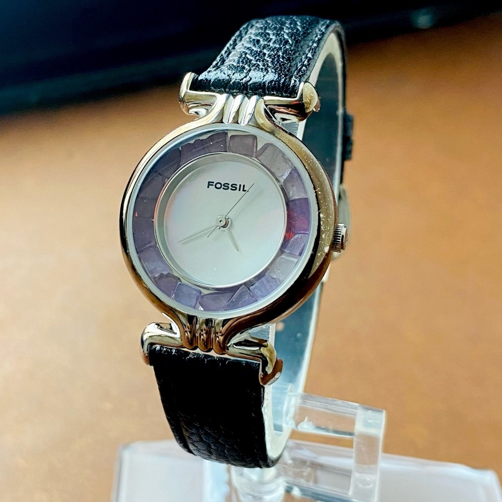 1992 FOSSIL PURPLE STONE WATCH DR-2032